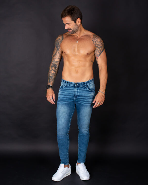 Calça Jeans Modelo 08