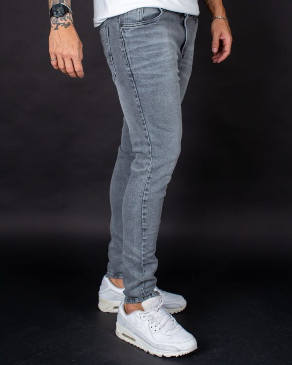 Calça Jeans Modelo 24